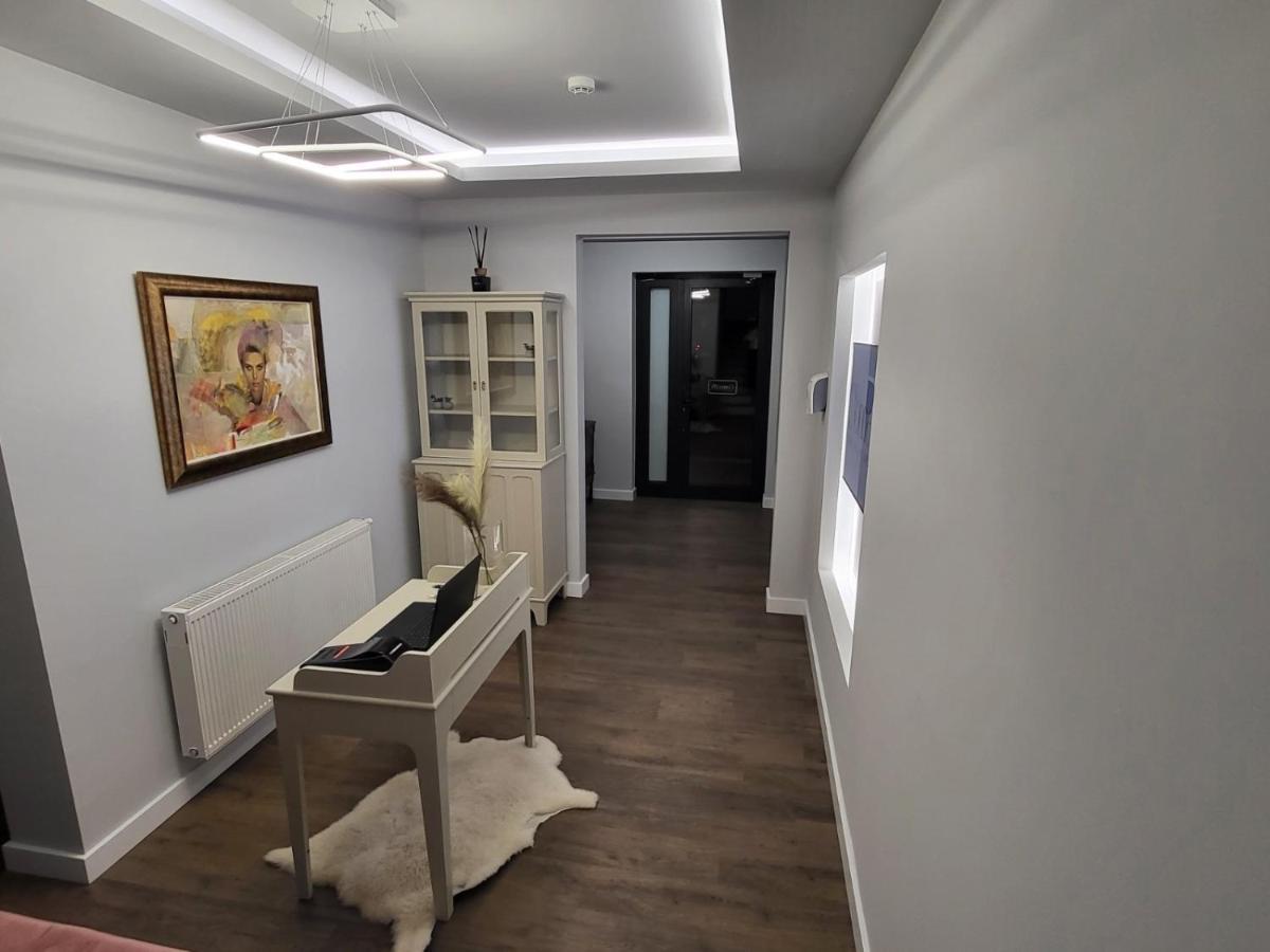 Connectin Apartments Pale Luaran gambar