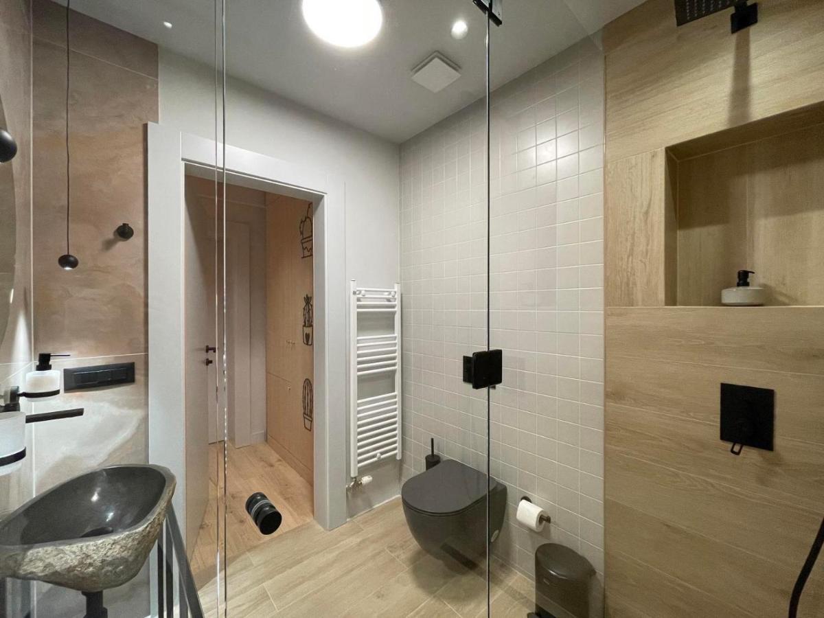 Connectin Apartments Pale Luaran gambar