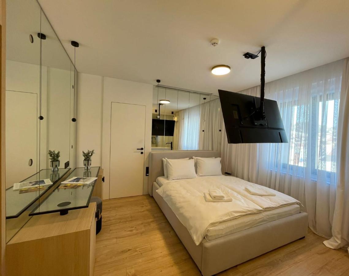 Connectin Apartments Pale Luaran gambar